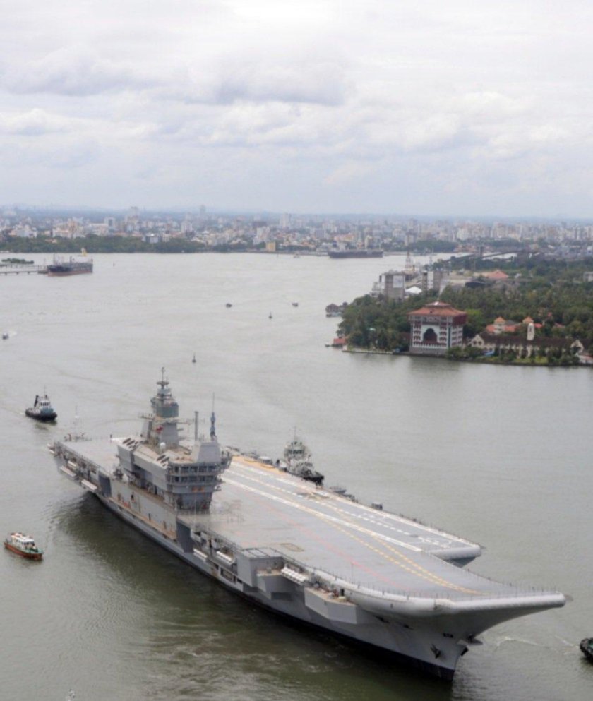 Авианосец Викрант