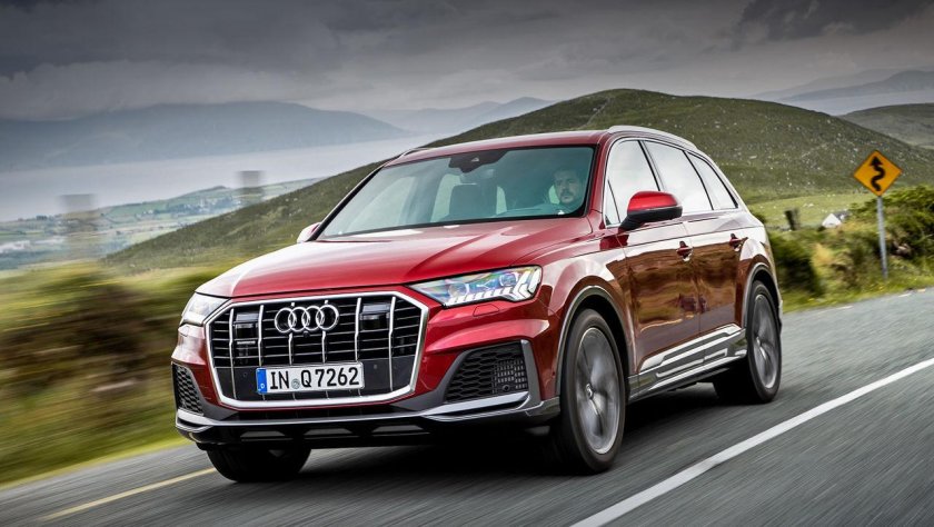 Ауди q7 2020