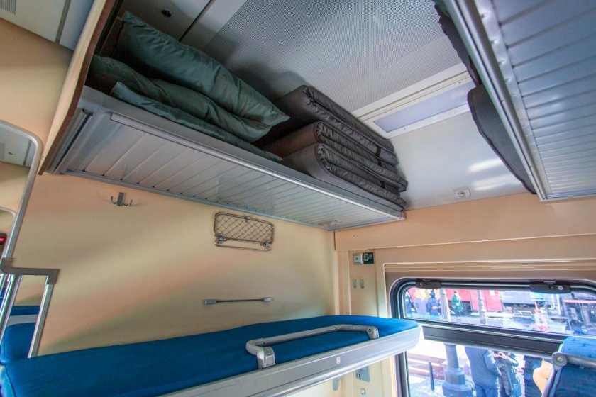 Верхняя полка в купейный вагон