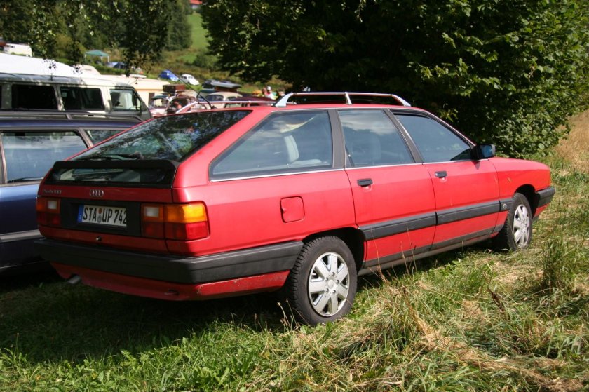 Ауди Авант 100 с3 универсал