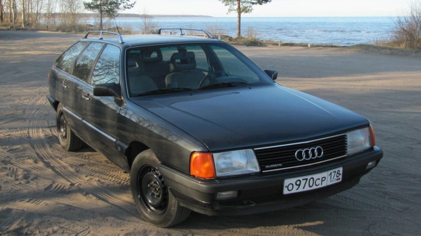Ауди 100 кватро универсал