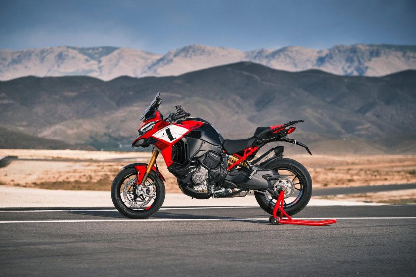 Ducati Multistrada v4 Pikes Peak 2022
