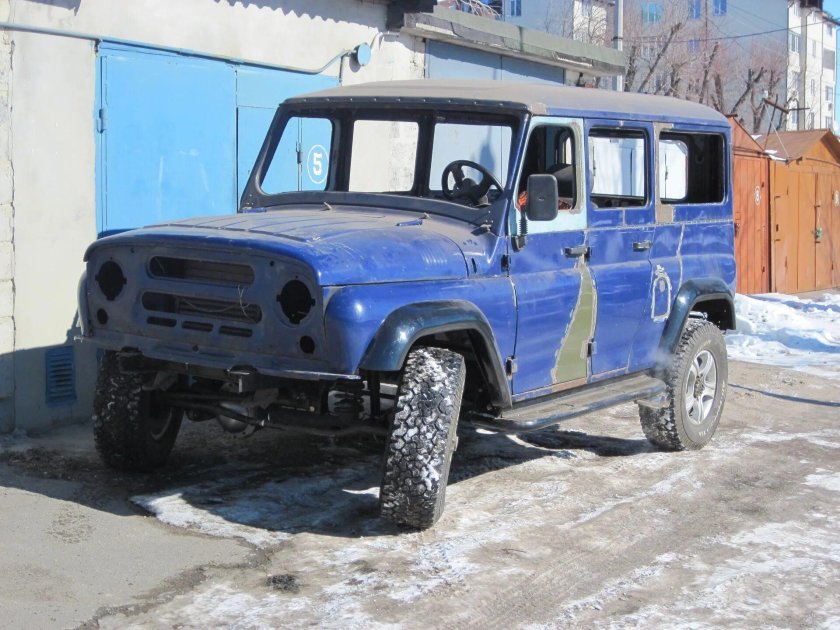 УАЗ длиннобазный 3153