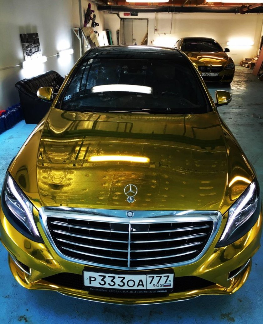 Золотой Мерседес w221