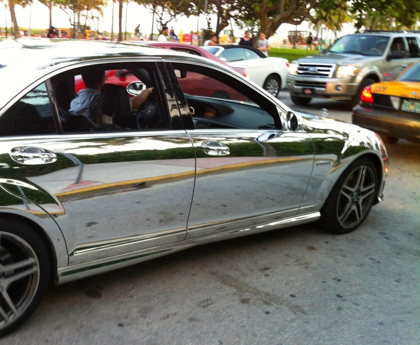 В хроме 222 Мерседес