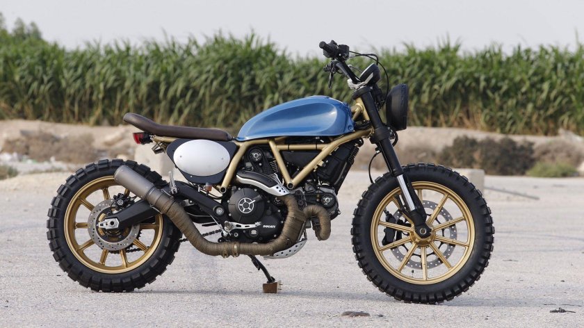 Дукати скремблер мотоцикл