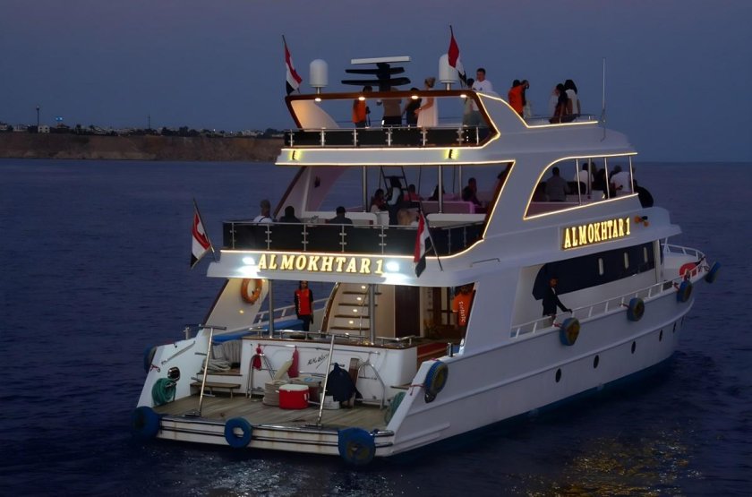 Яхта русалка шарм эль шейх