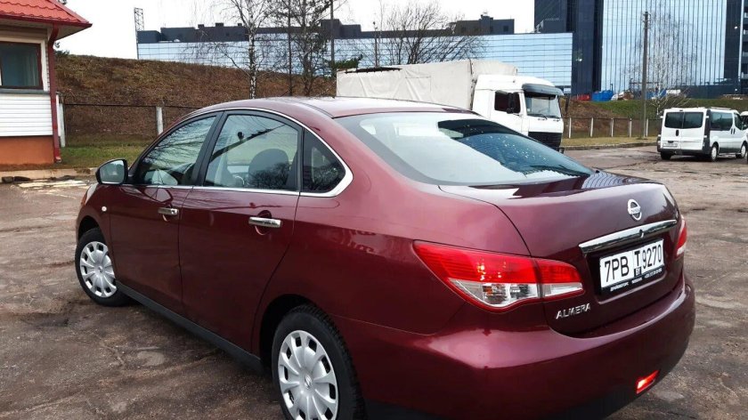 Ниссан Альмера g15 бордовая
