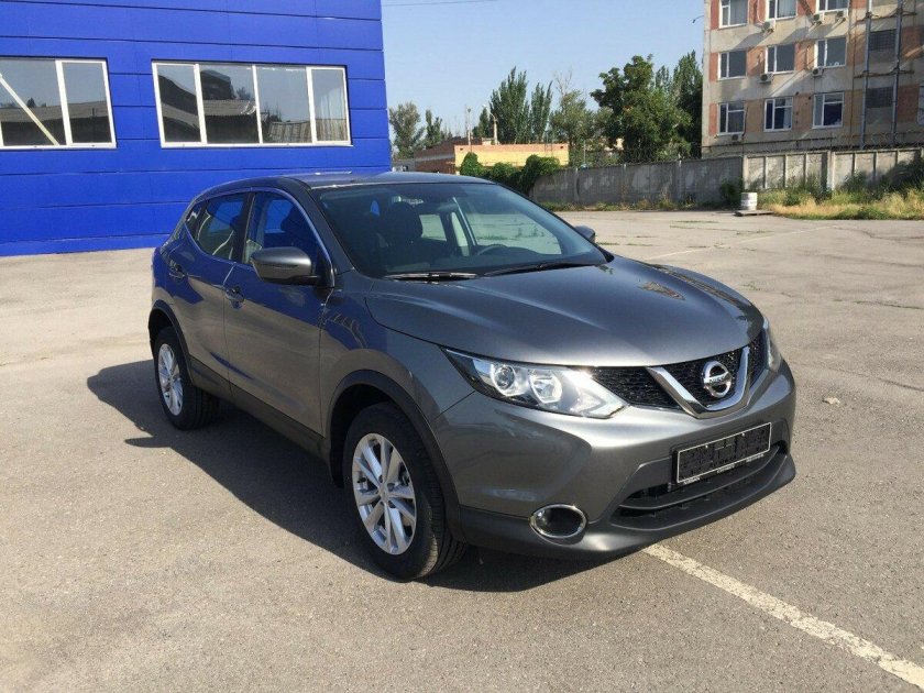 Ниссан Кашкай 2018 серый