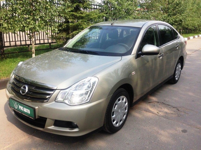 Ниссан Альмера g15 бежевый