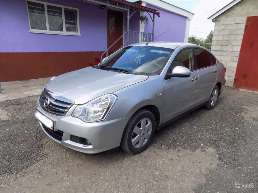 Ниссан Альмера цвет шампань