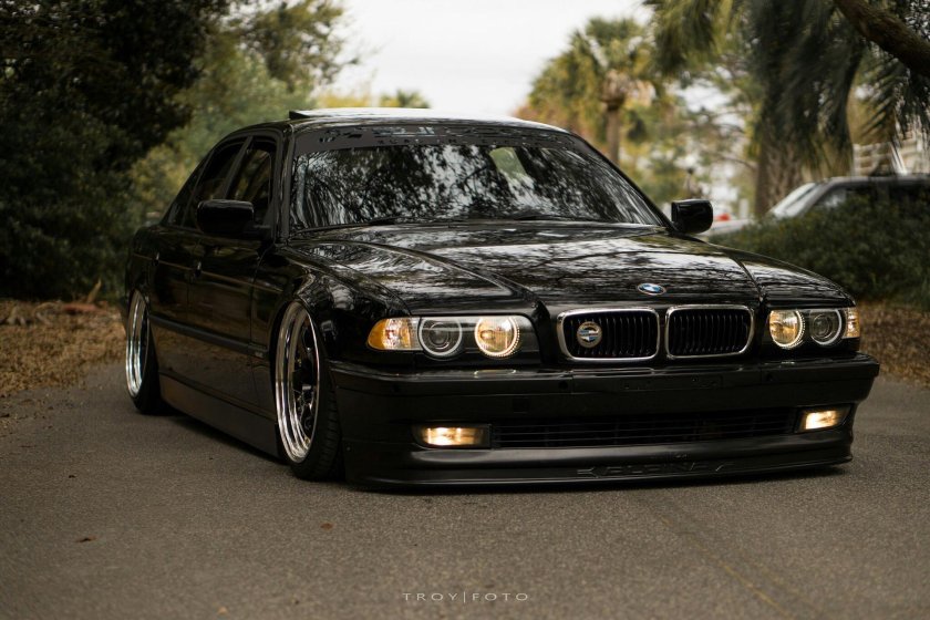Bmw e38 740i