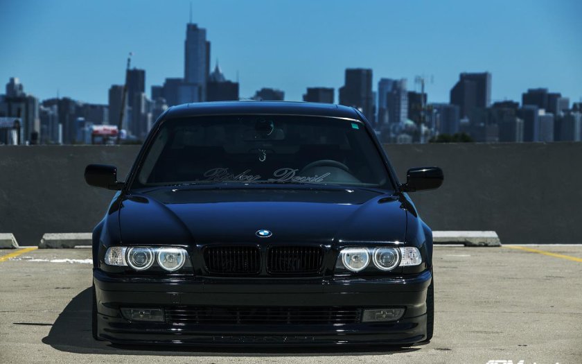 BMW e38#