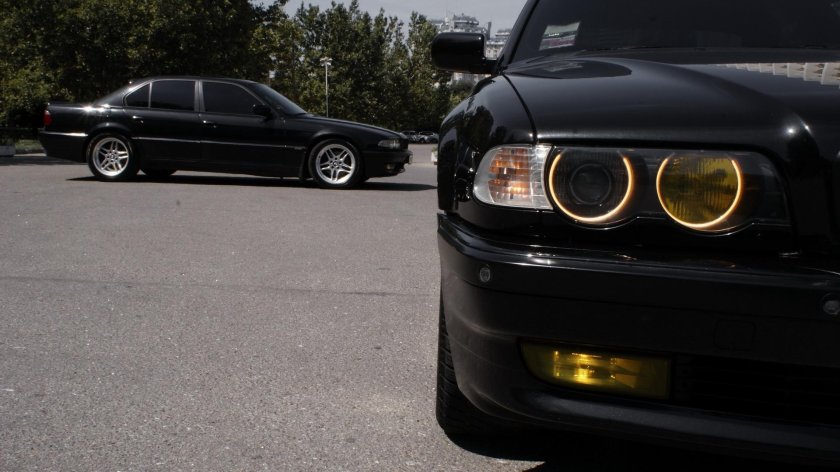 БМВ 7 е38 бандитская