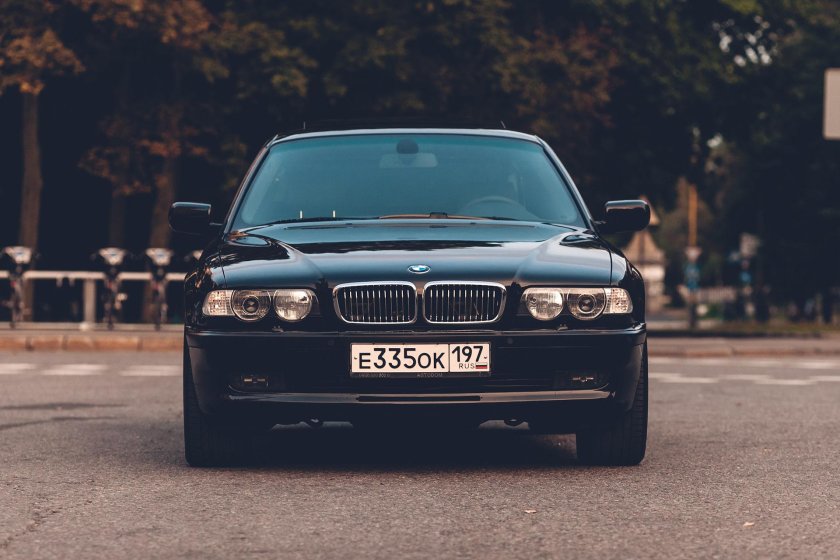 BMW 750i e38