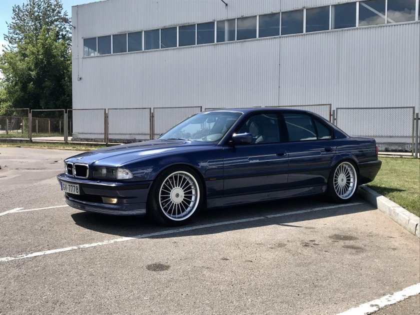 BMW 7 e38 Alpina