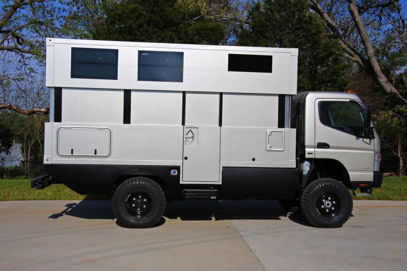Автодом Global Expedition vehicle