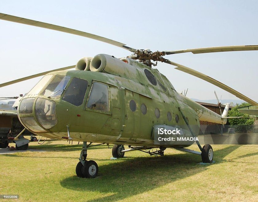 Военный вертолет ми 8