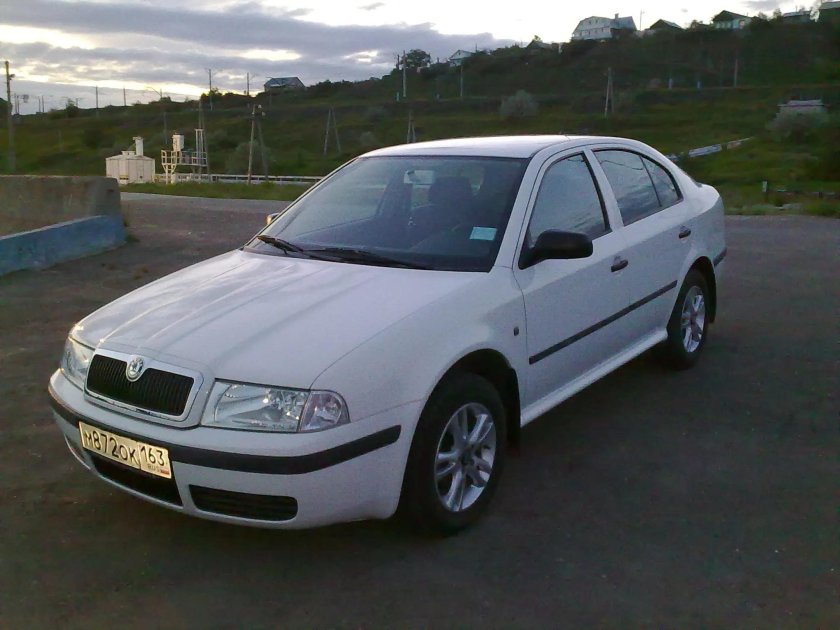 Шкода Октавия тур 1.4 2008 года