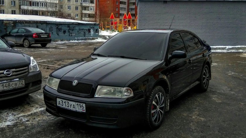 Шкода Октавия 1.8 турбо
