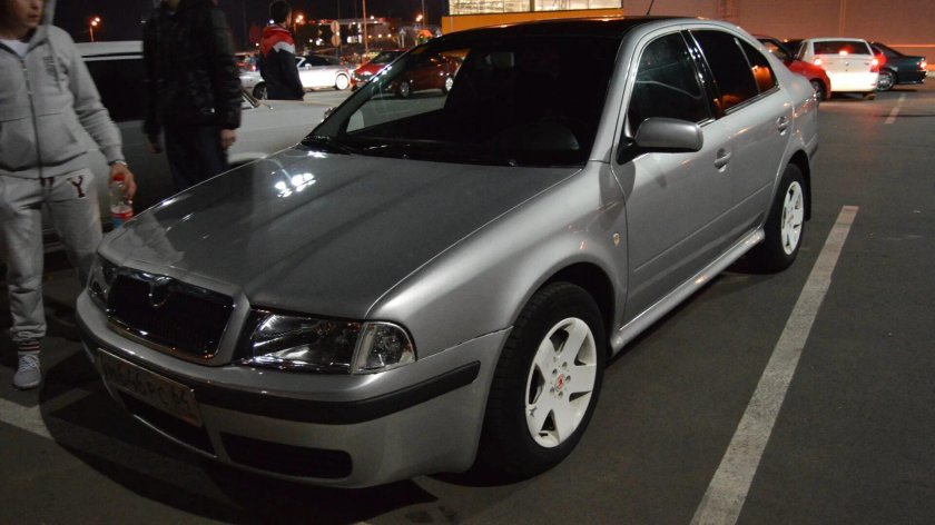 Октавия тур 1.8 турбо