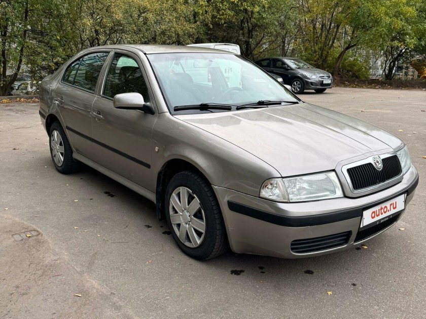 Шкода октавия тур 1.6 2008