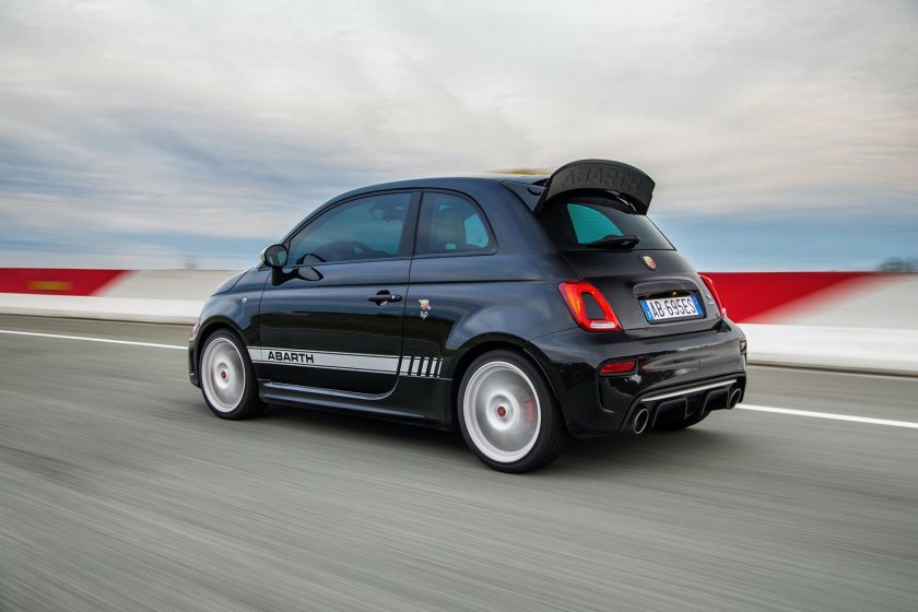 Fiat 500 Abarth 2021