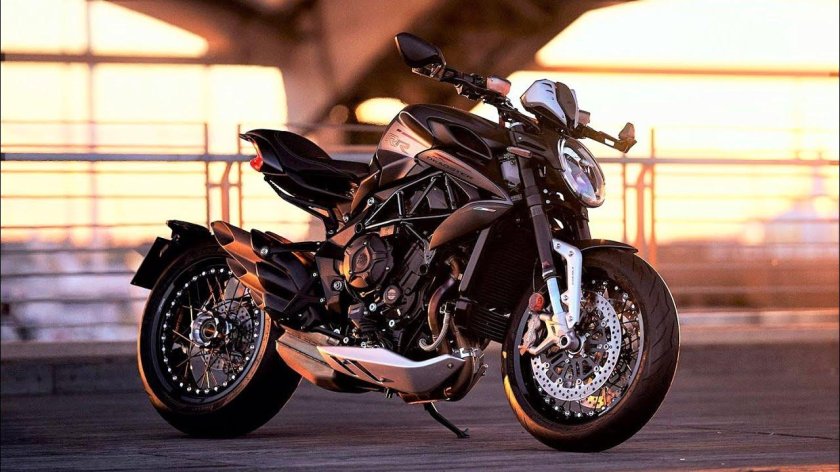 MV Agusta brutale 1090 RR