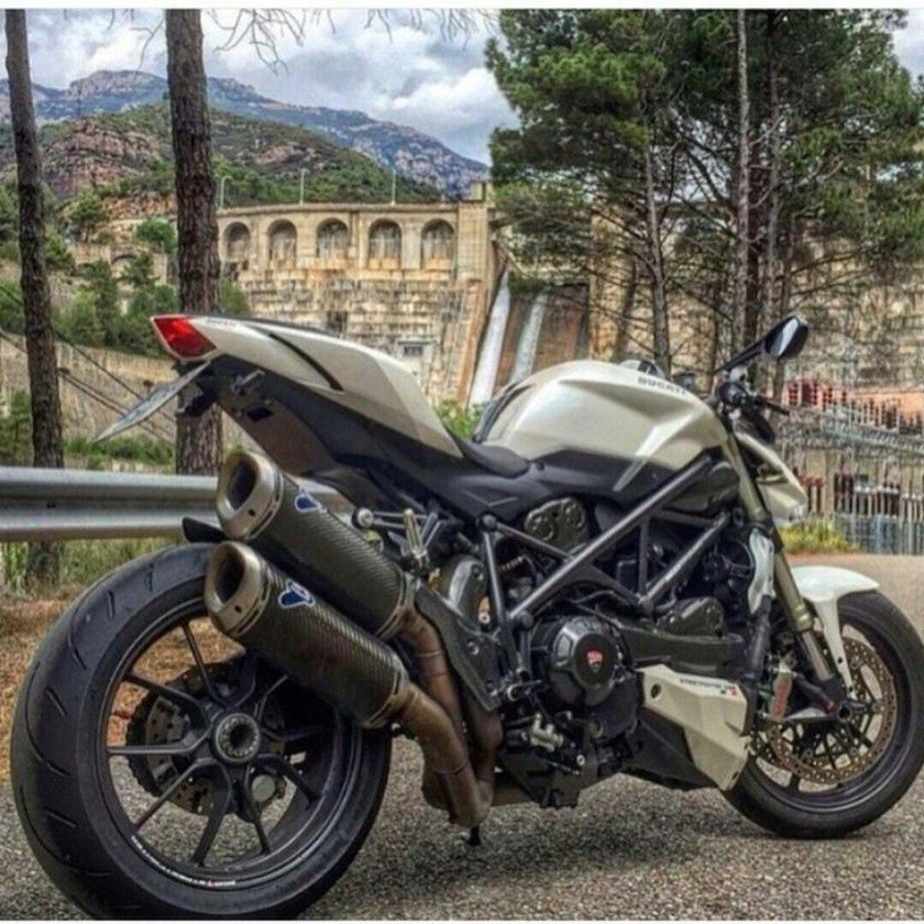 Ducati x Diavel s 2016