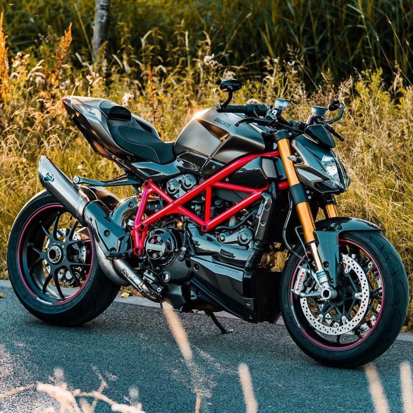 Мотоциклы Дукати стритфайтер