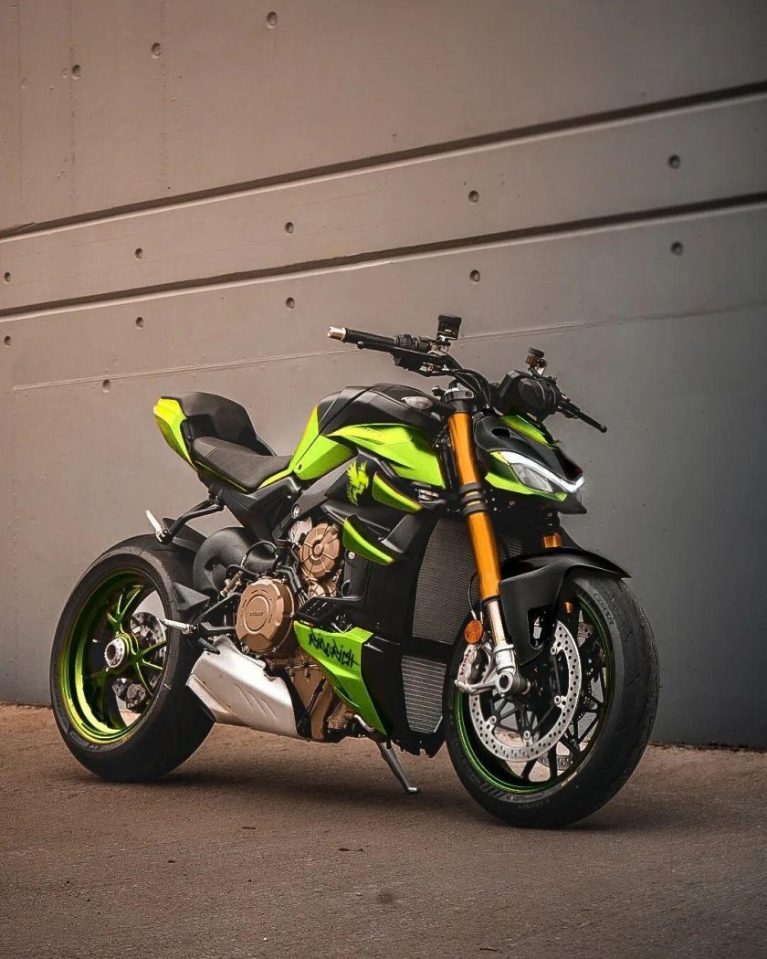 Ducati streetfighter v 4 lamborghini