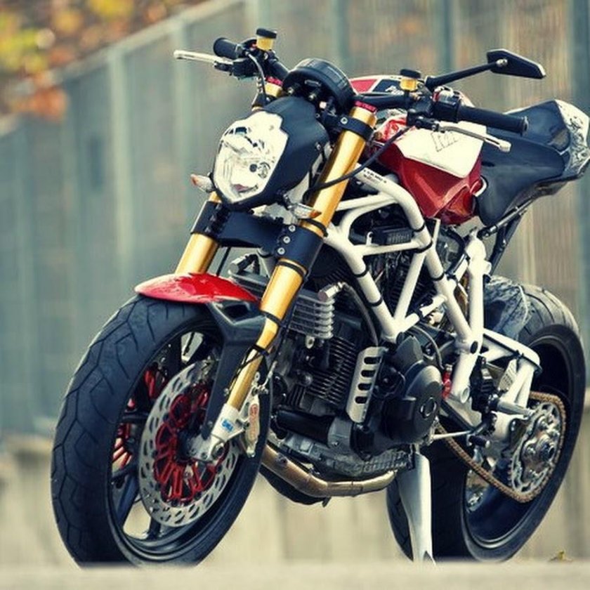 Дукати нейкед байк