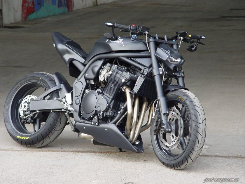 Suzuki Bandit 1200 Streetfighter