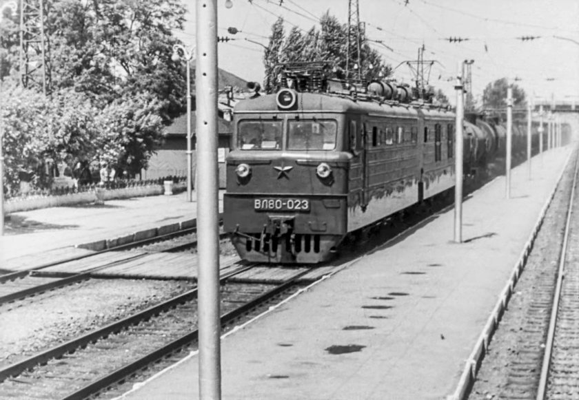 Старый электровоз