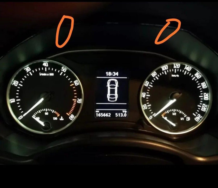 Приборная панель Шкода Октавия