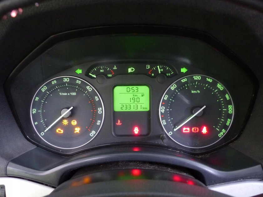 Приборная панель Шкода Октавия