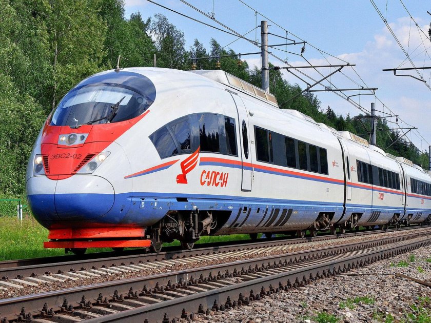 Скоростной поезд сапсан