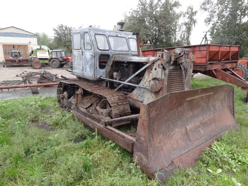 Трактор т-100м ЧТЗ
