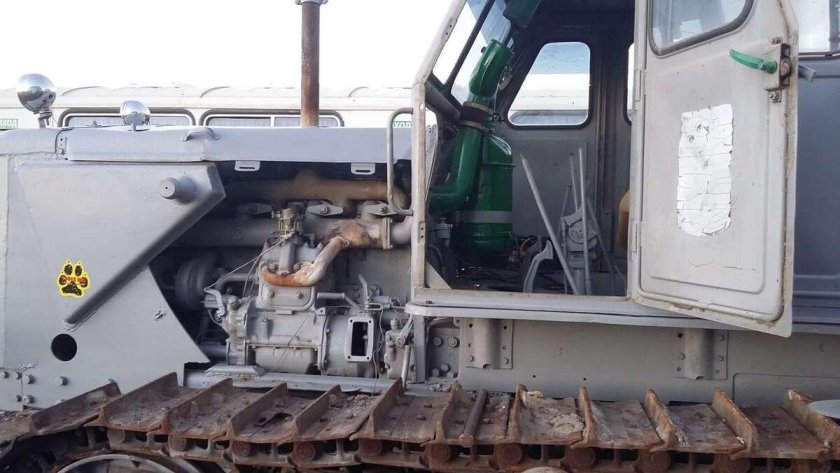 Трактор т-100м ЧТЗ