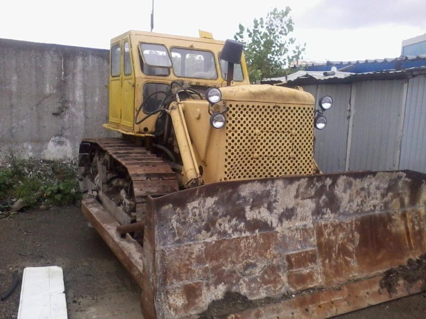Бульдозер т 130