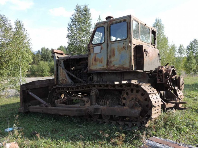 Трактор т-100м ЧТЗ