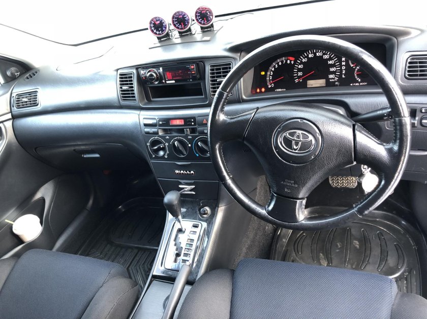 Corolla 120 салон