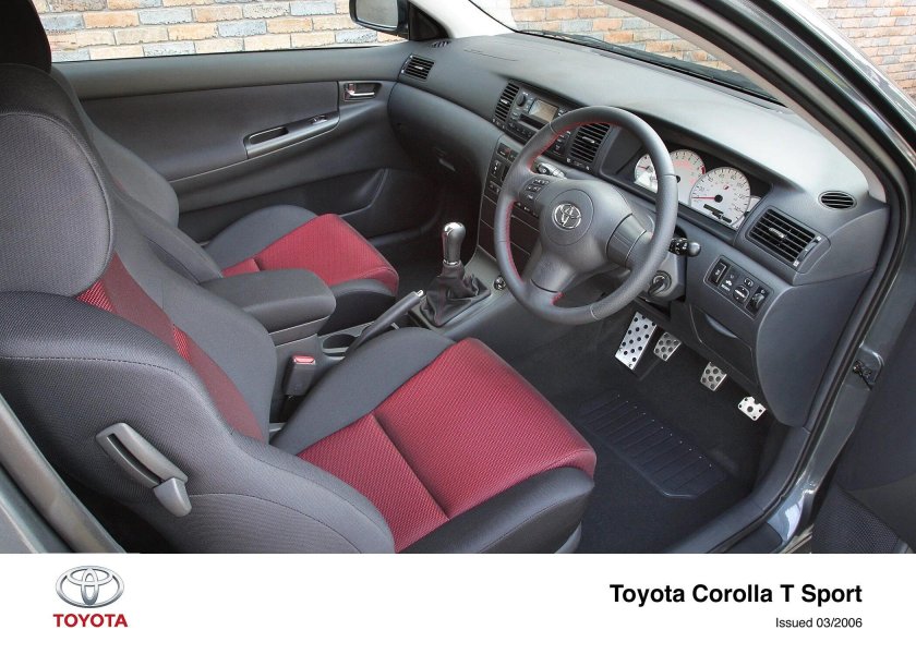 Toyota Corolla 2006 салон