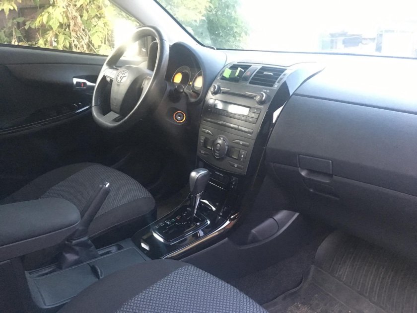 Королла е150 салон