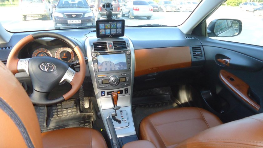 Toyota Corolla 150 салон