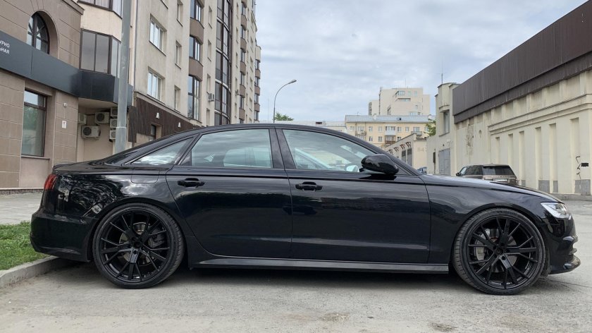 E63s AMG Brabus 900 2022