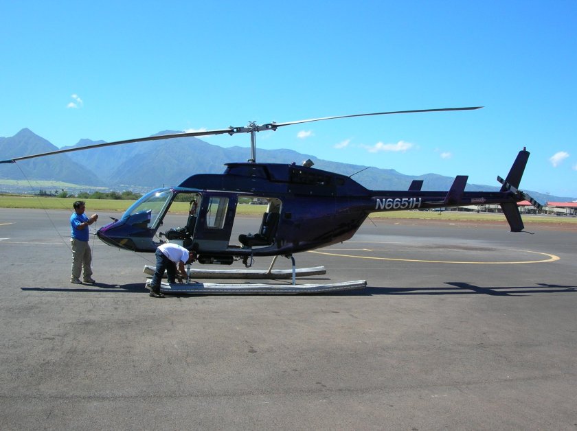 Bell 206 вертолет