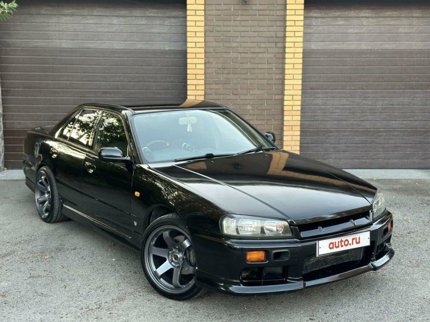 Куплю Скайлайн 1999 года