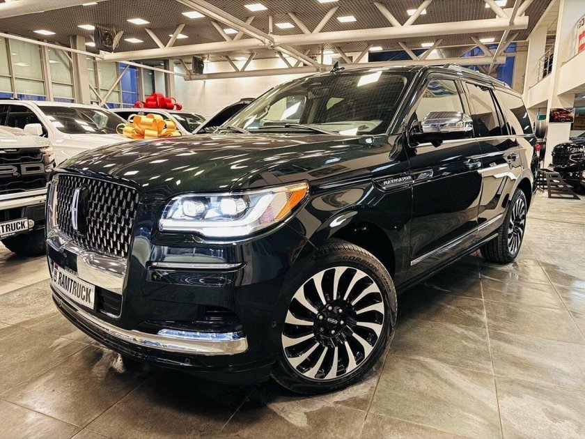 Lincoln navigator 2023