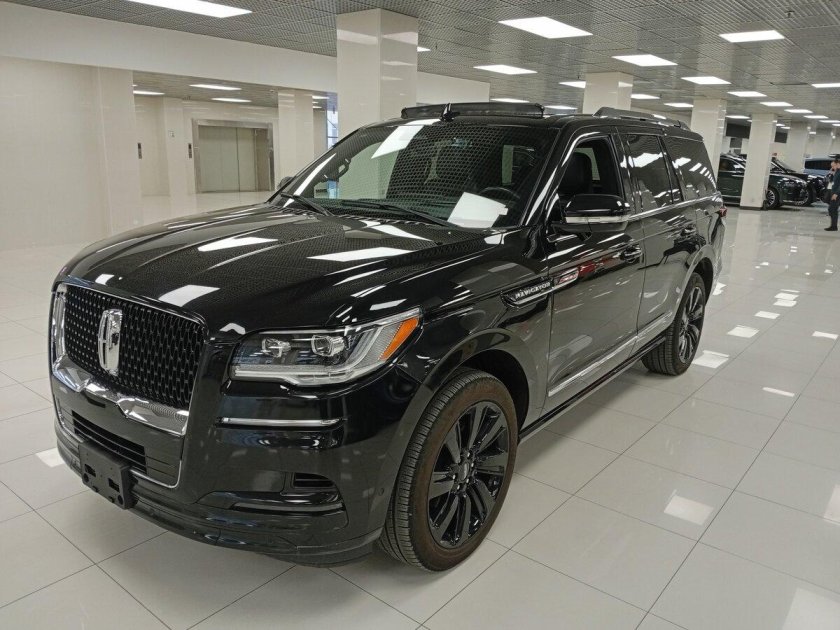 Внедорожник lincoln navigator 2021